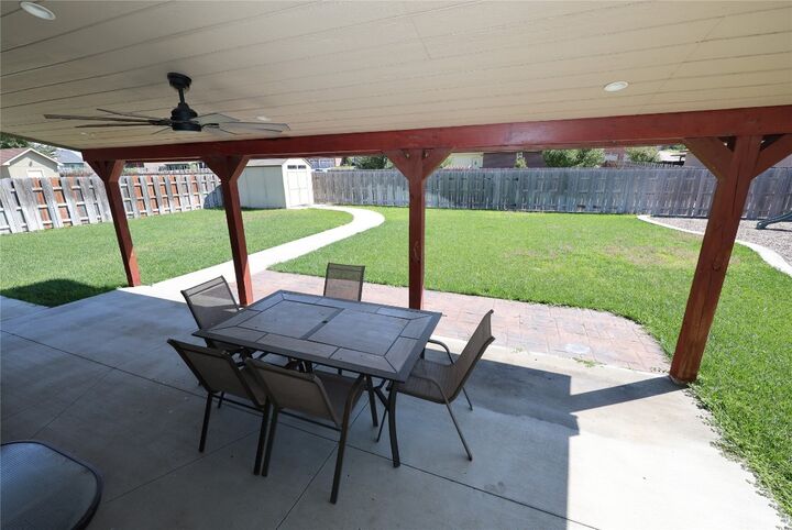 Property Photo:  2320 Idlewild Way  KS 67846 