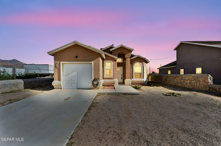 4725 Apollo Avenue  El Paso TX 79904 photo