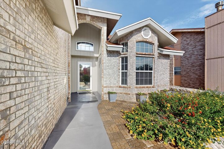 Property Photo: 3129 Royal Jewel Street TX 79936