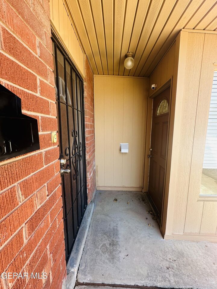 Property Photo:  8827 Mt Delano Drive  TX 79904 