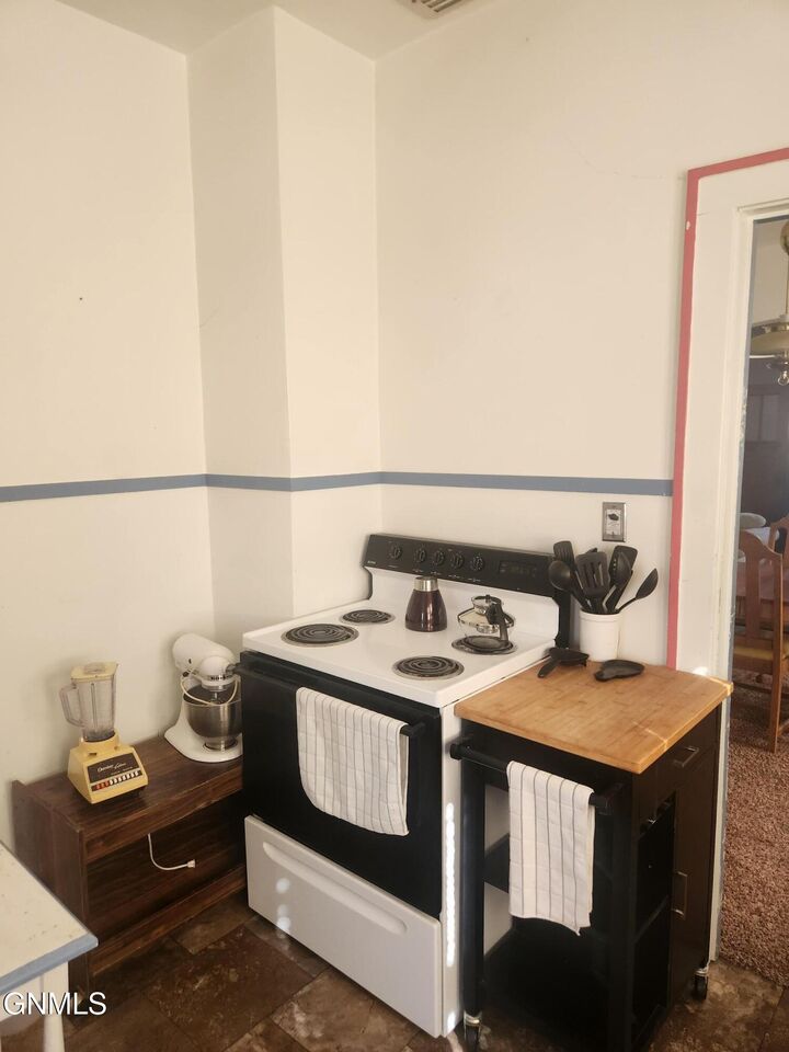 Property Photo: 311 B Street S ND 58631