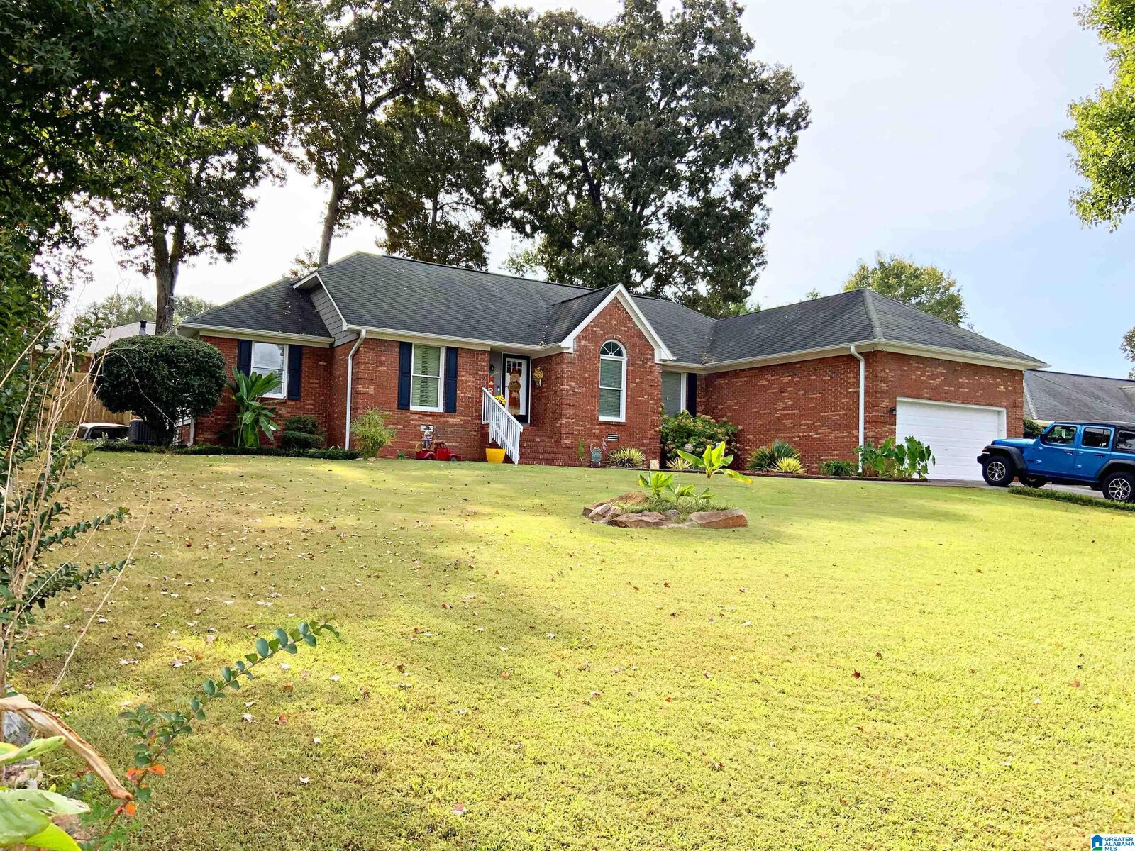 Property Photo:  5039 Red Oak Drive  AL 36203 
