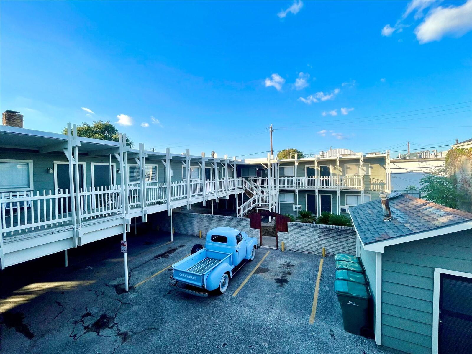 Property Photo:  2006 Sul Ross Street 08  TX 77098 