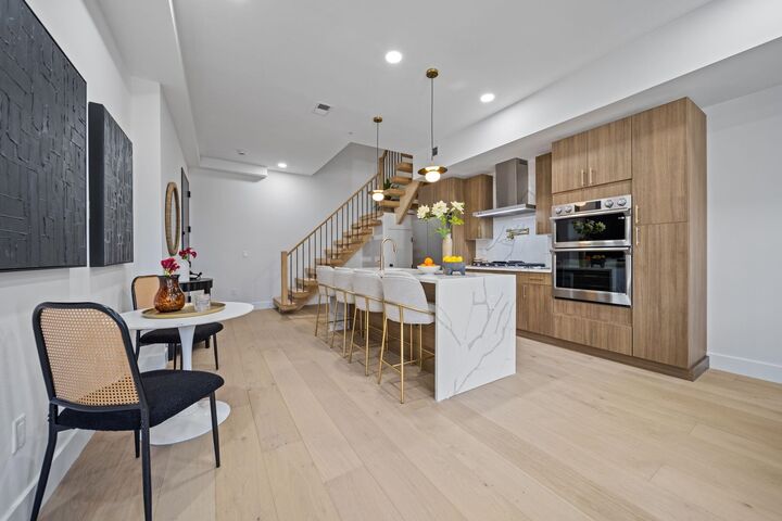 Property Photo:  17 Leonard St 2  NJ 07307 