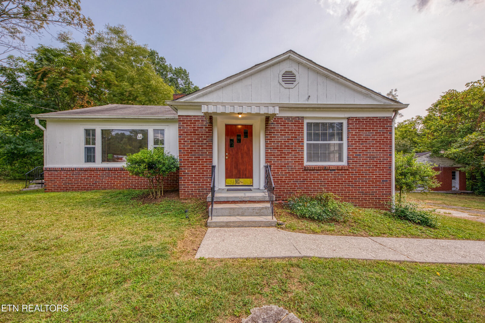 Property Photo: 4524 Millertown Pike TN 37917