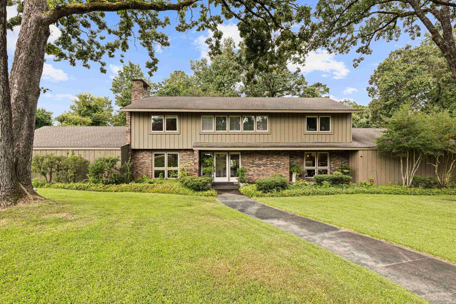 Property Photo: 4 Huntington Circle TX 75601