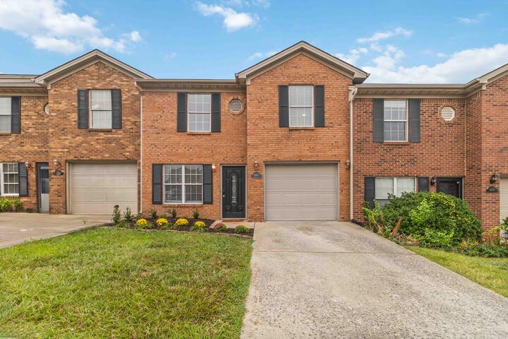 Property Photo: 2907 Blairdon Circle KY 40509