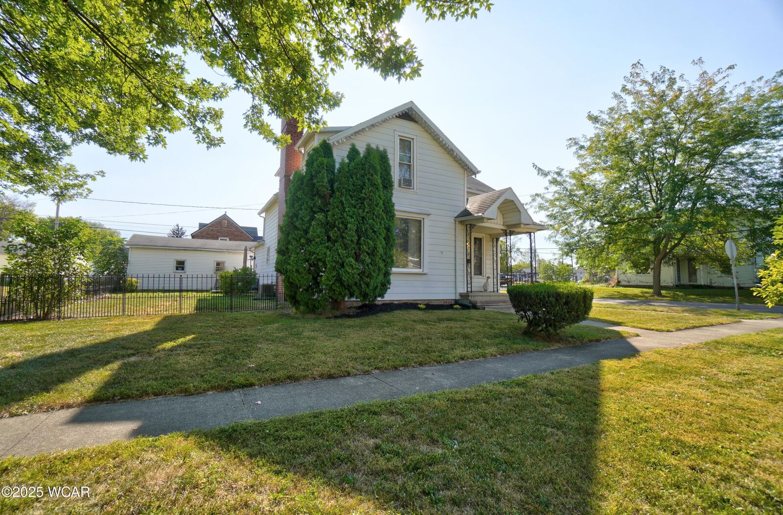 Property Photo:  602 N Wayne Street  OH 43326 