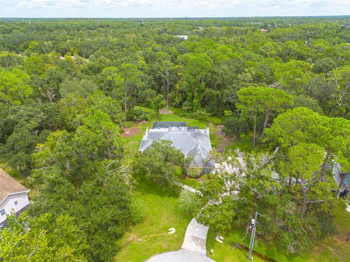 Property Photo:  10905 Spur Court  FL 33626 