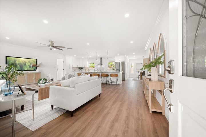 Property Photo:  12445 104th Avenue  FL 33778 