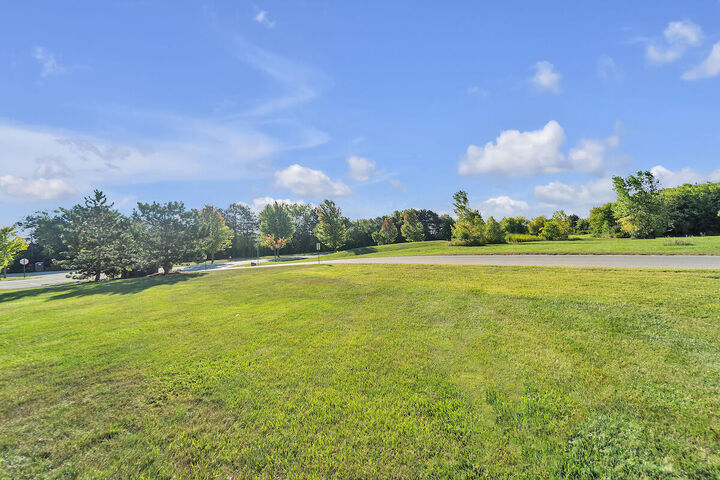 Property Photo:  927 Lannon Ter 1605  WI 53406 
