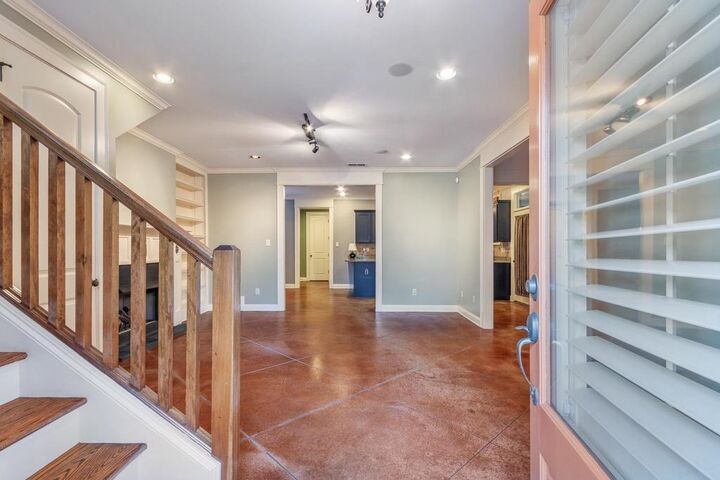Property Photo: 1972 Elzey Ave TN 38104