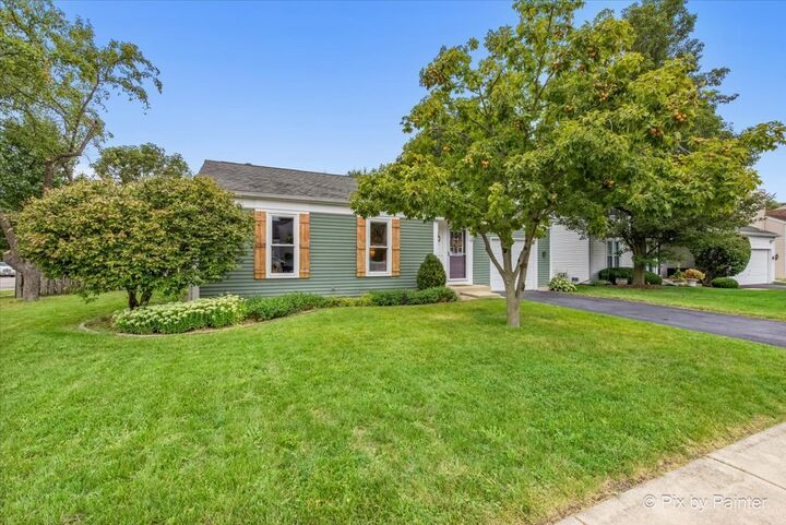 Property Photo:  3130 Richland Lane  IL 60504 