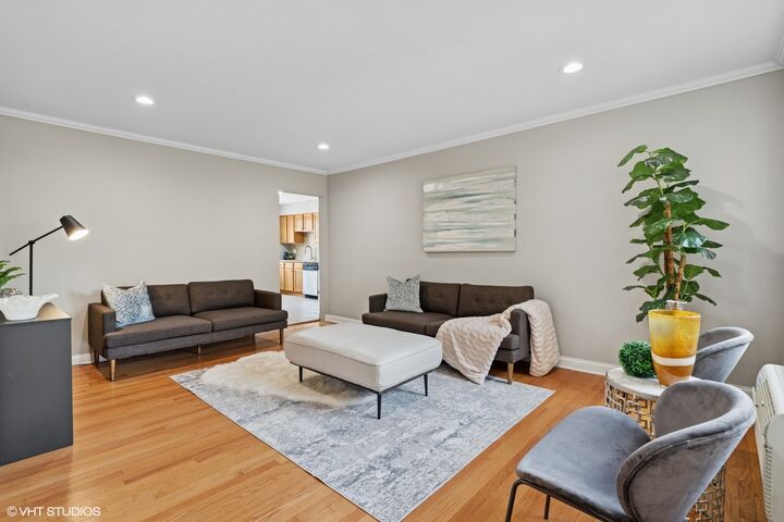 Property Photo: 4629 Main Street 2C IL 60076