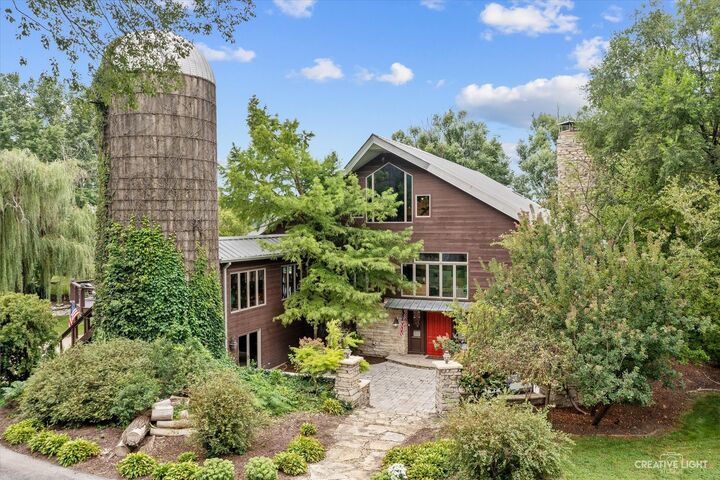 Property Photo: 51 Chippewa Drive IL 60543