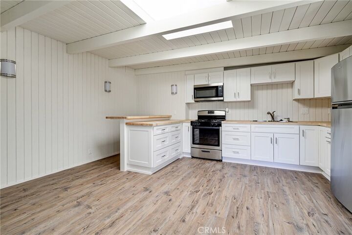 Property Photo: 2206 A Radnor A CA 90815