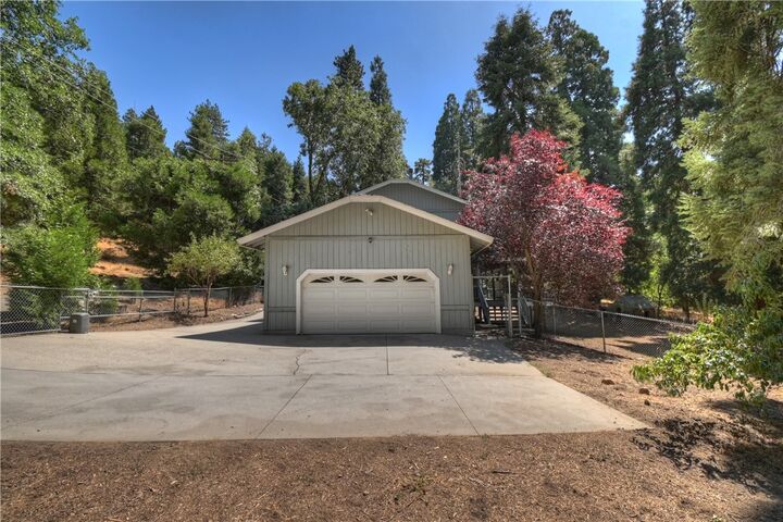 Property Photo:  386 Garden Drive  CA 92322 