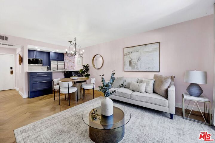 Property Photo: 1351 N Orange Drive 106 CA 90028