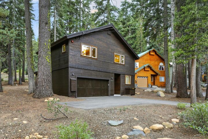 Property Photo: 14325 Copenhagen Drive CA 96161