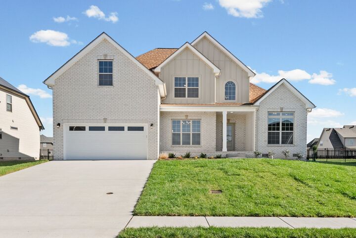 Property Photo: 571 Fieldview Way TN 37043