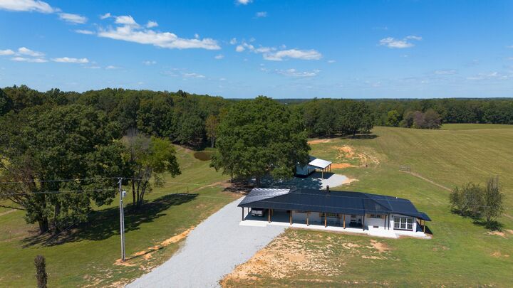 Property Photo: 1164 Fish Trapp Rd TN 38464