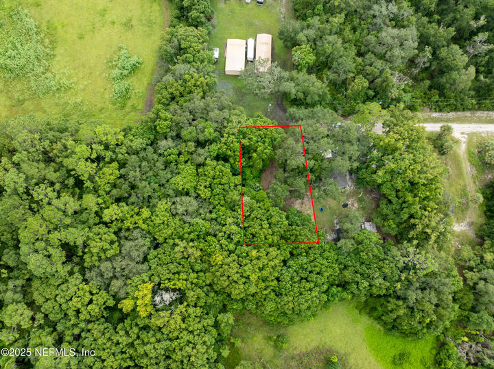 Property Photo:  606 Lime Street  FL 32112 