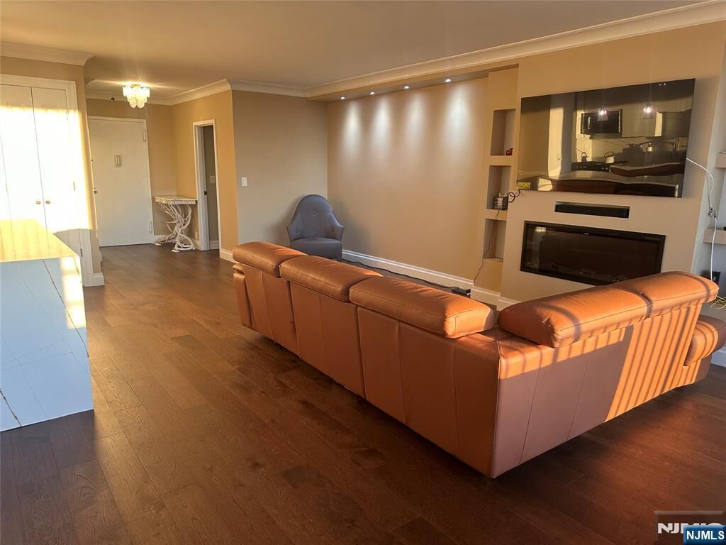 Property Photo: 1530 Palisade Avenue 24C NJ 07024