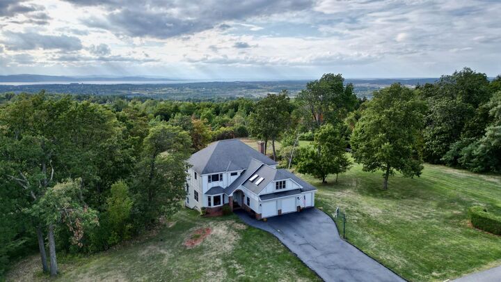 263 Highlands Drive  Williston VT 05495-2142 photo