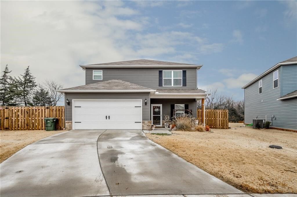 Property Photo: 5066 Claxton Circle AR 72704