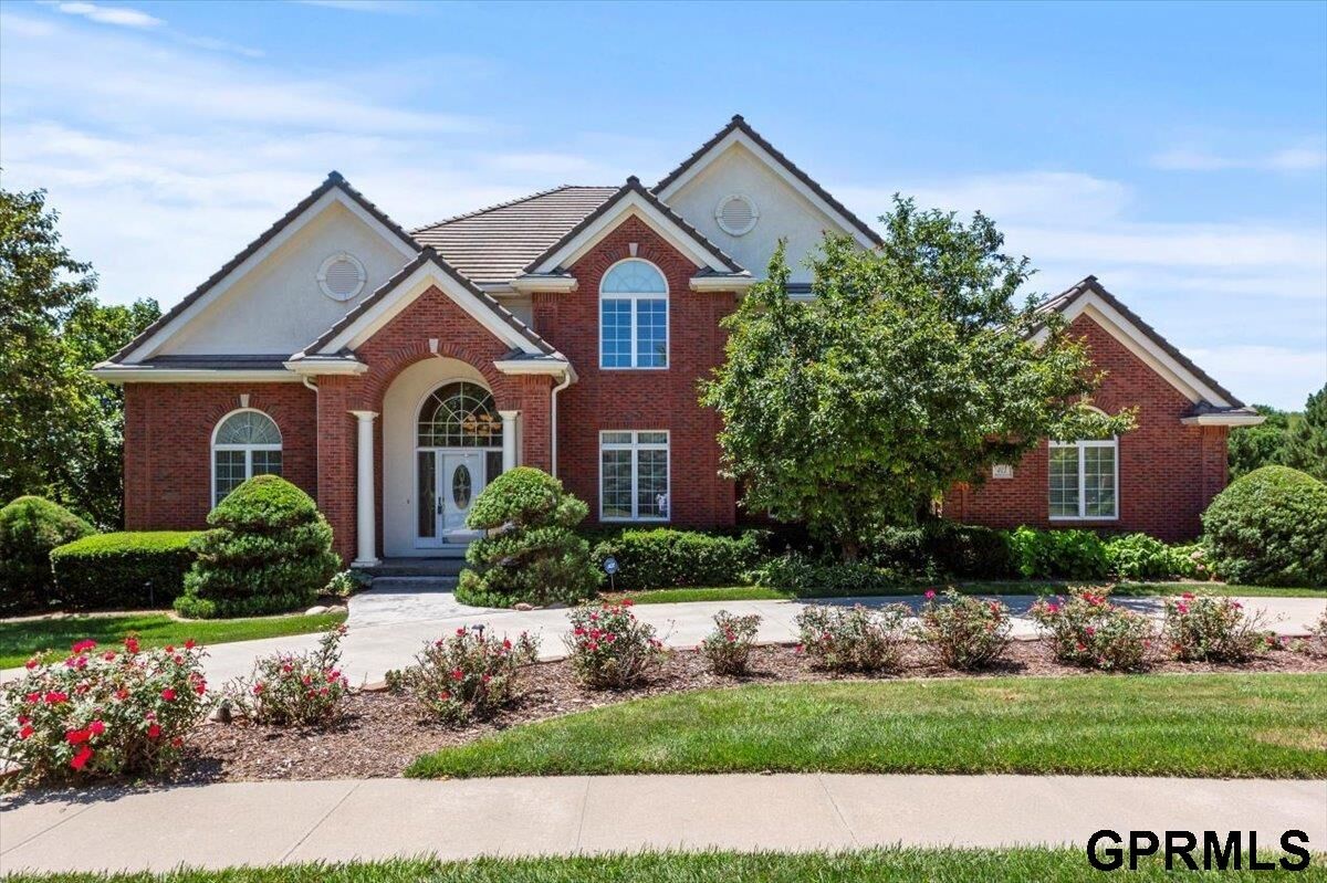 Property Photo:  411 Redwood Drive  IA 51503 