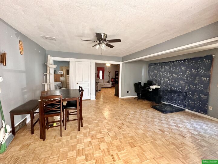 Property Photo:  517 6th Street  NE 68057 