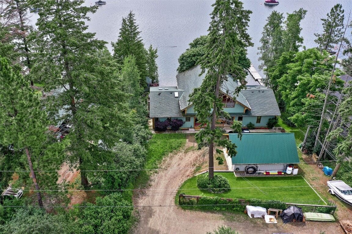 Photo de la propriété:  1259 Little Shuswap Lake Road A  BC V0E 1M2 