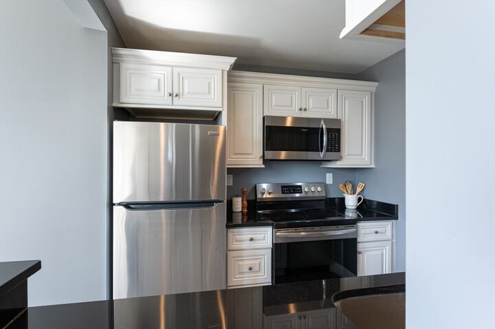 Property Photo: 80 Wingate Street 4F MA 01832