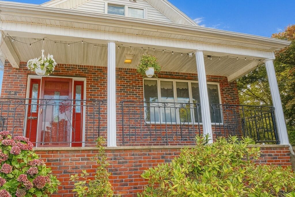 Property Photo: 93 Dartmouth St MA 02149