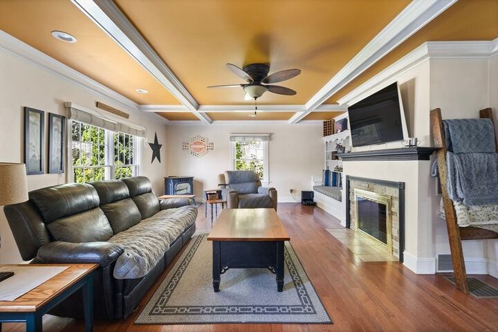 Property Photo:  43 Edgewater Dr  MA 01504 