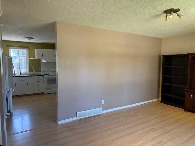 Photo de la propriété: 10203 103 Street AB T0H 1Z0