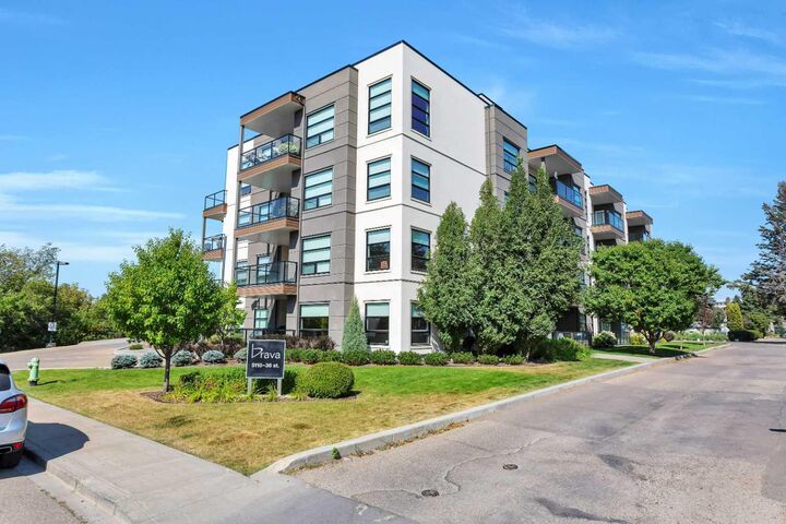 Property Photo: 5110 36 Street 115 AB T4N 0T2
