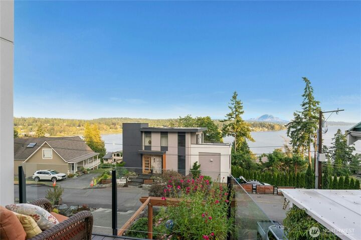 Property Photo: 8812 NE 117th Place WA 98034
