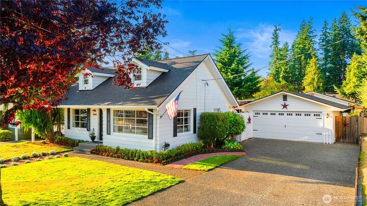 323 E Beech Street  Everett WA 98203 photo