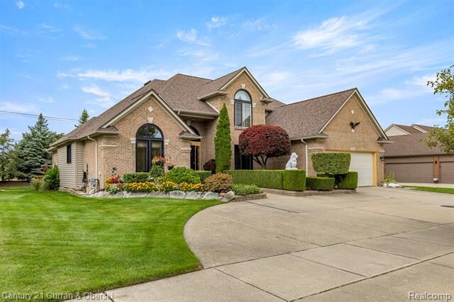 41985 Dorchester Court  Clinton Twp MI 48038 photo