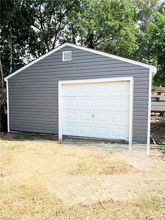 Property Photo:  219 Courtney Dr  VA 23669 