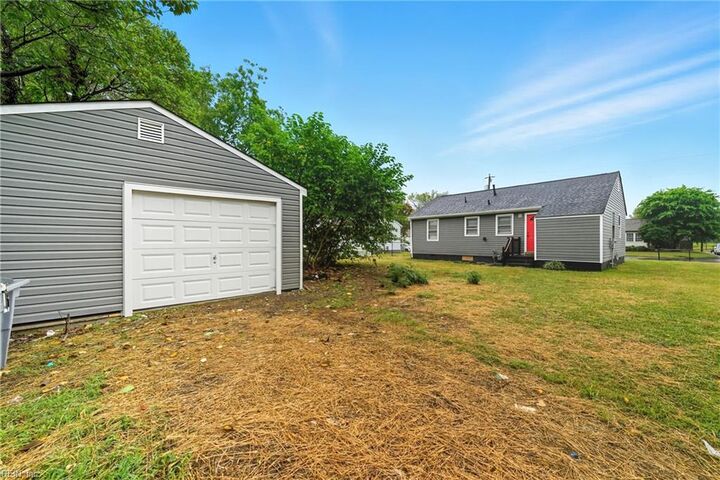Property Photo:  219 Courtney Dr  VA 23669 