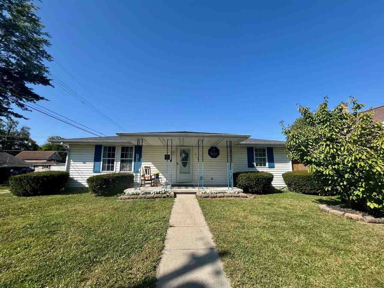 Property Photo:  415 N Cherry St  IN 47348 