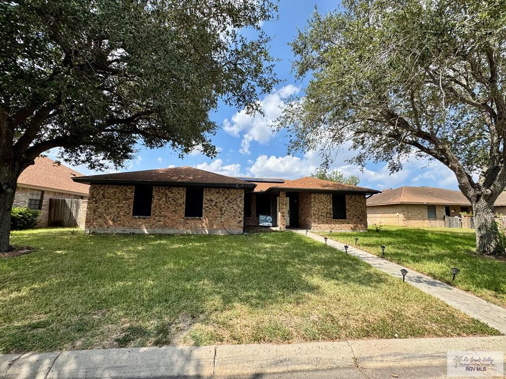 Property Photo:  713 Hunter Dr.  TX 78550 
