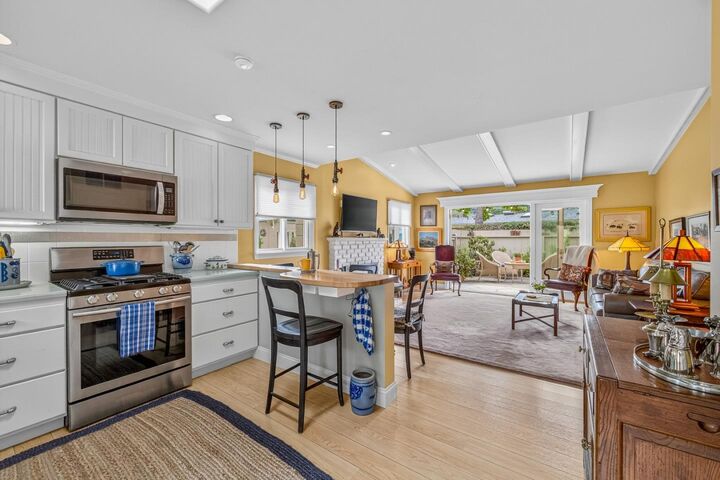 Property Photo:  171 Hacienda Carmel  CA 93923 