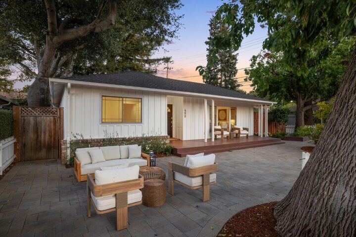 Property Photo:  400 Santa Margarita Avenue  CA 94025 