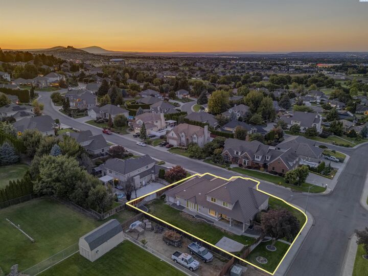 Property Photo: 3501 W 42nd Ave WA 99337