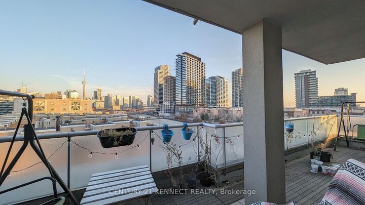 Photo de la propriété: 1 Shaw Street 610 ON M6K 0A1