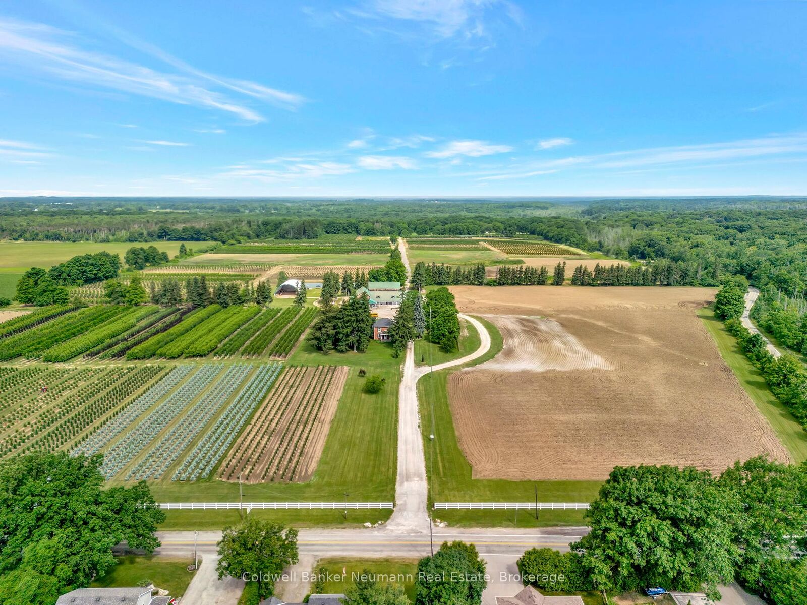 Photo de la propriété:  573 Parkside Drive  ON L8B 0G7 