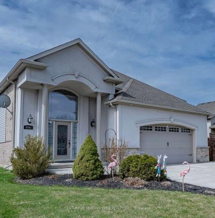 5761 Ironwood Street  Niagara Falls ON L2H 0G4 photo